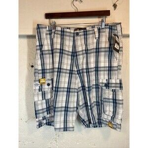 LEE MENS 36 X 11 BLUE PLAID CARGO SHORT NEW 1268